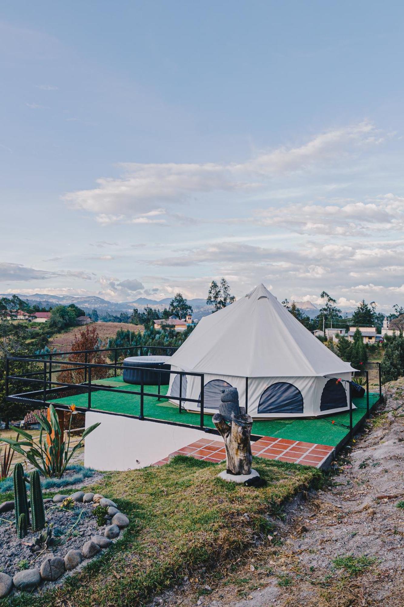 Killary Lodge & Glamping Cachanlo de Sidcay Bagian luar foto