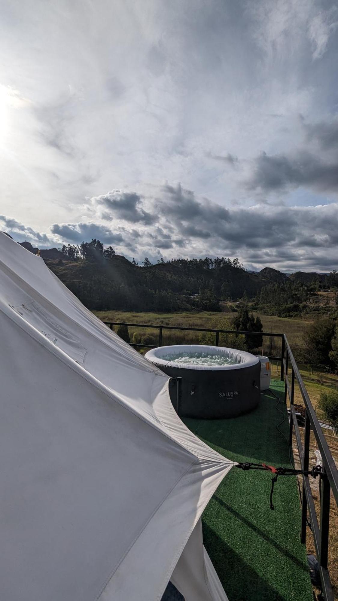 Killary Lodge & Glamping Cachanlo de Sidcay Bagian luar foto