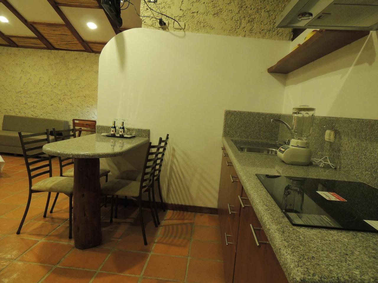 Killary Lodge & Glamping Cachanlo de Sidcay Bagian luar foto